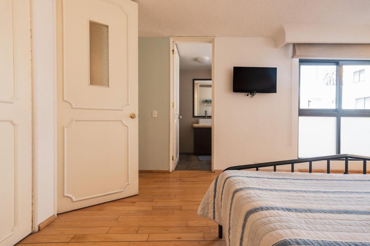 Juan De La Barrera Apartment